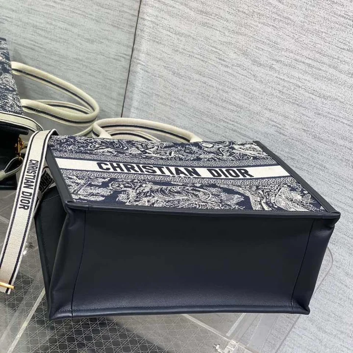 DIOR ハンドバッグ 高級品