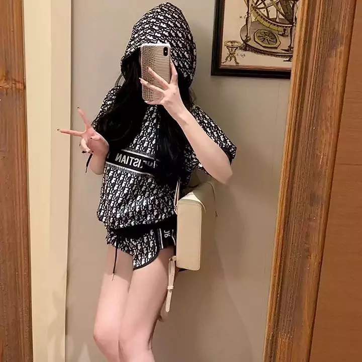 DIOR 服 フード付きのシャツ