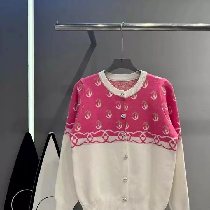 CHANEL ニットセーター おしゃれ
