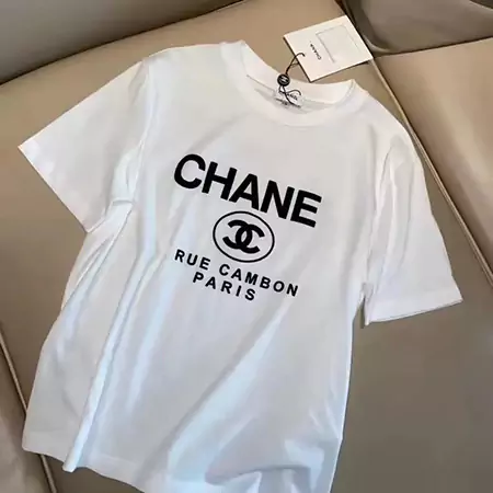 CHANEL 服