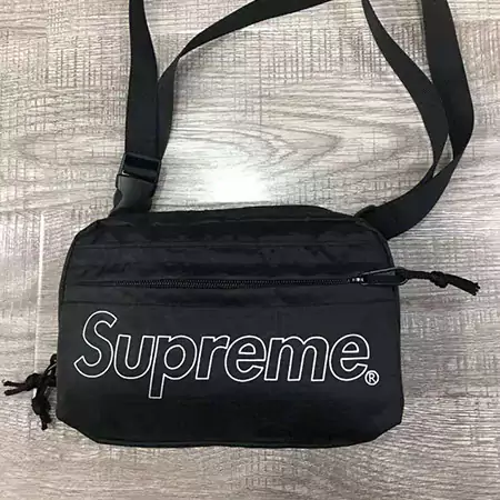 Supreme 財布