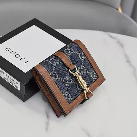 Gucci ウォレット 財布