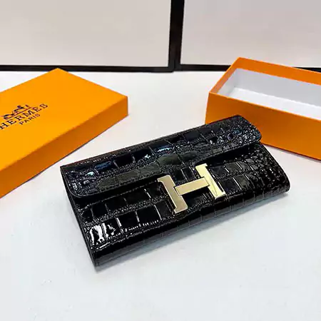 Hermes ウォレット エナメルレザー