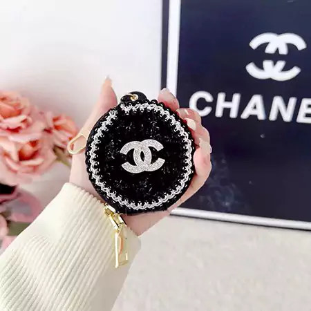 Chanel イヤホンバッグ 人気