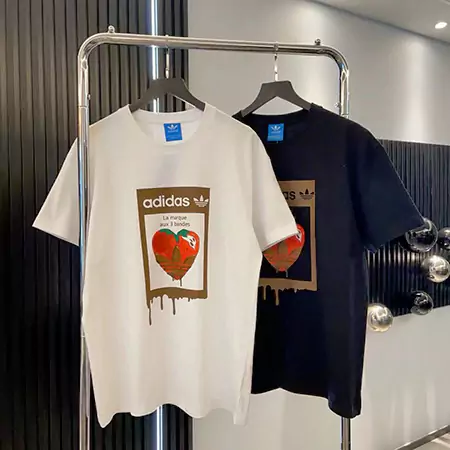 アディダス 服