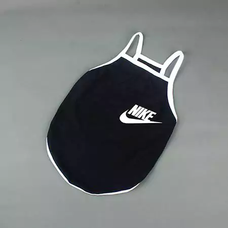 Nike 犬服