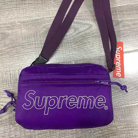 Supreme 財布