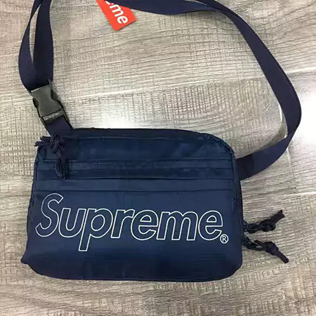 Supreme 財布