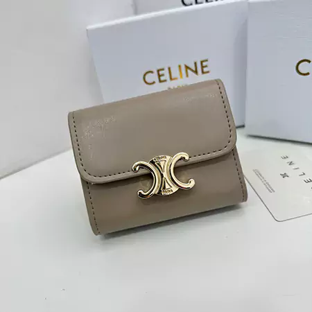 Celine 財布 女性