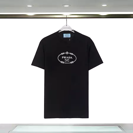 PRADA tシャツ ログ入れ