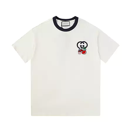 グッチ 服 かわいい