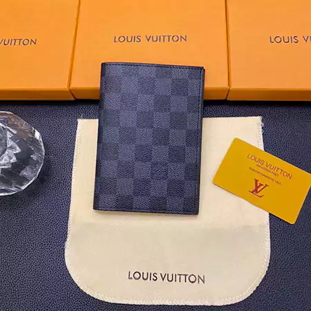 Gucci 財布