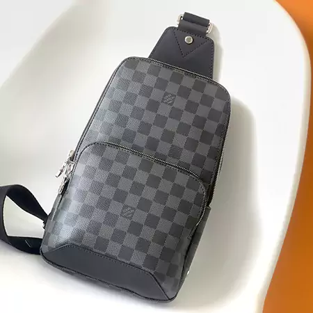 ルイヴィトン LV バッグ