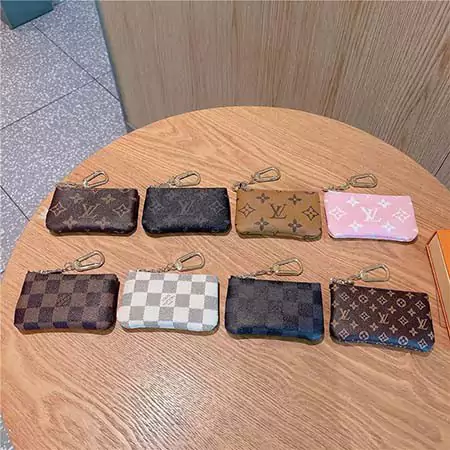 LV ポーチ 財布