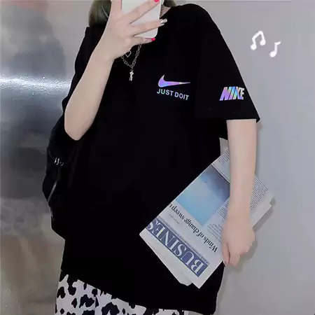 nike Tシャツ