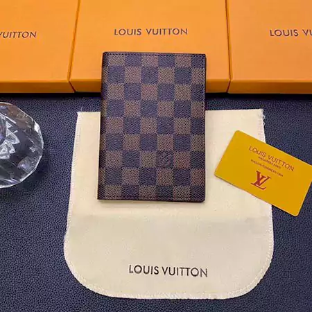 Gucci 財布