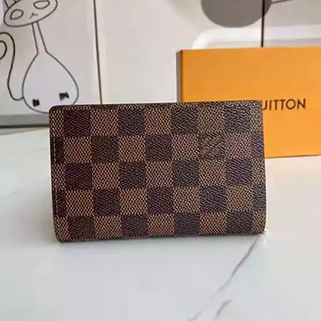 LV  財布 かわいい