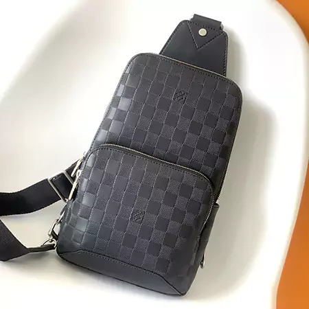 ルイヴィトン LV バッグ