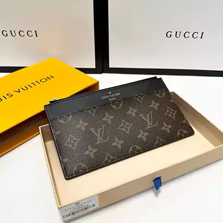 LV 財布