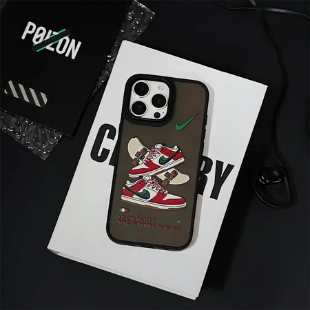 Nike スマホケース ギャラクシーS22カバー