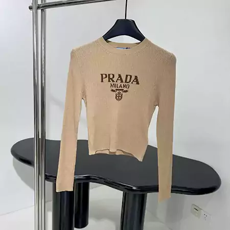 PRADA ニットセーター 長袖