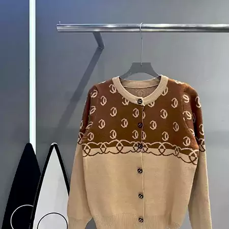 CHANEL ニットセーター おしゃれ