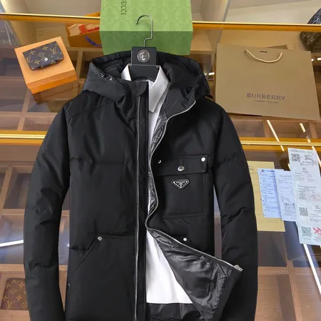 プラダ PRADA ダウンジャケット コピー服 激安通販