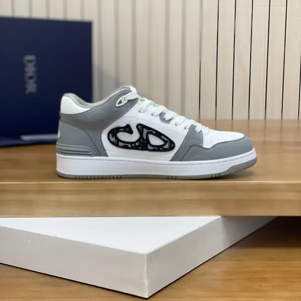 ディオール靴 スーパーコピー dior偽物激安通販