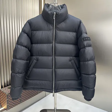 ディオール Dior ダウンジャケット 偽物激安 送料無料