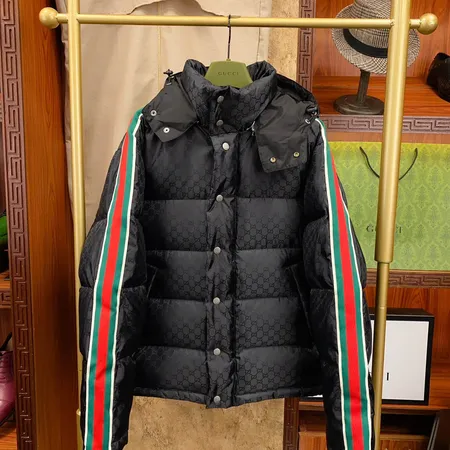 グッチ 偽物 ダウンジャケット GUCCI スーパーコピー 激安通販