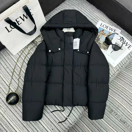 ロエベ LOEWE ダウンジャケット スーパーピーN級品激安