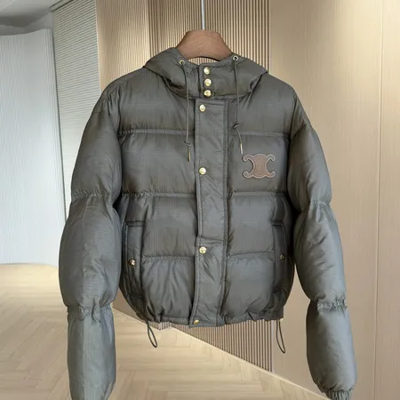 セリーヌ CELINE ダウン ジャケット スーパーピーN級品激安