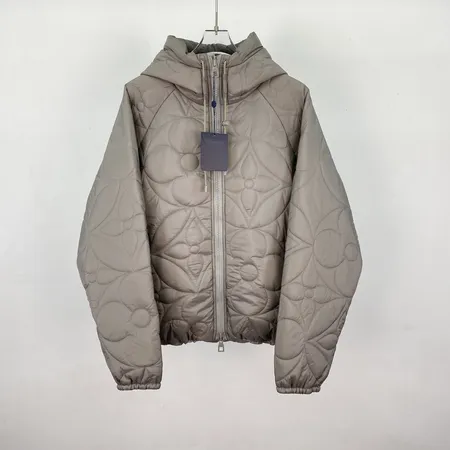 ルイヴィトン 偽物 ダウンジャケット lvスーパーコピー服 激安通販