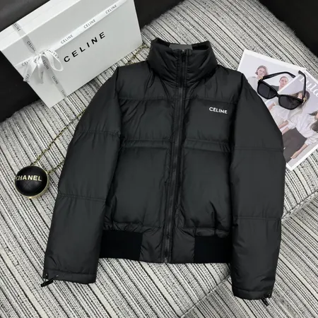 セリーヌ CELINE ダウン ジャケット スーパーピーN級品激安