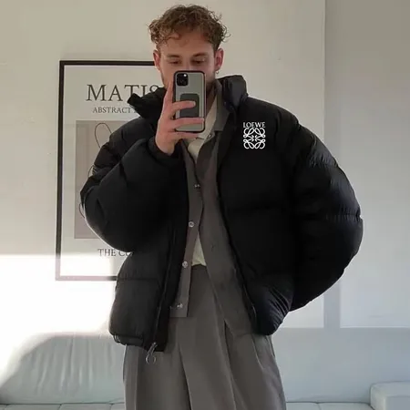 ロエベ LOEWE ダウン ジャケット 偽物N級品 コピー激安通販