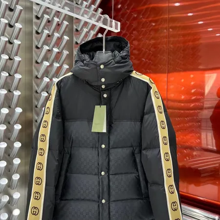 グッチ GUCCI ダウン ジャケット 偽物 激安通販
