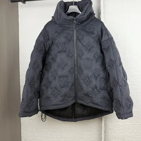 ルイヴィトン 偽物 ダウンジャケット lvスーパーコピー服 激安通販