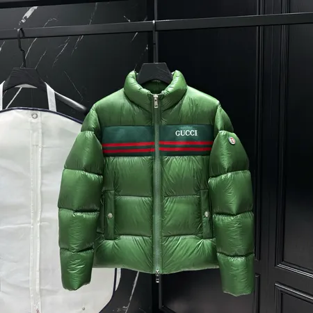 グッチ GUCCI ダウン ジャケット 偽物 激安通販
