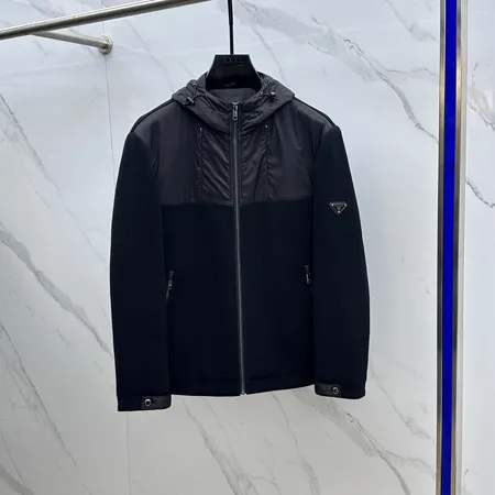 プラダ PRADA ダウンジャケット コピー服 激安通販