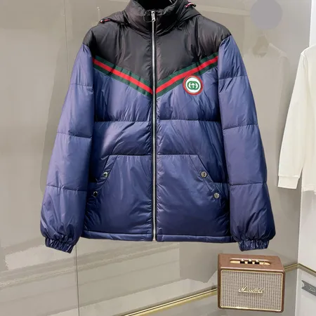 グッチ GUCCI ダウン ジャケット 偽物 激安通販