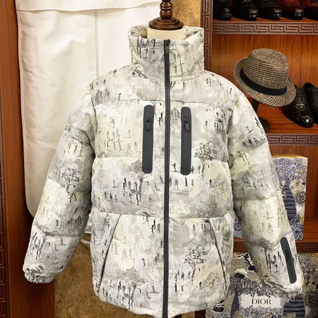 ディオール Dior ダウンジャケット 偽物N級品激安