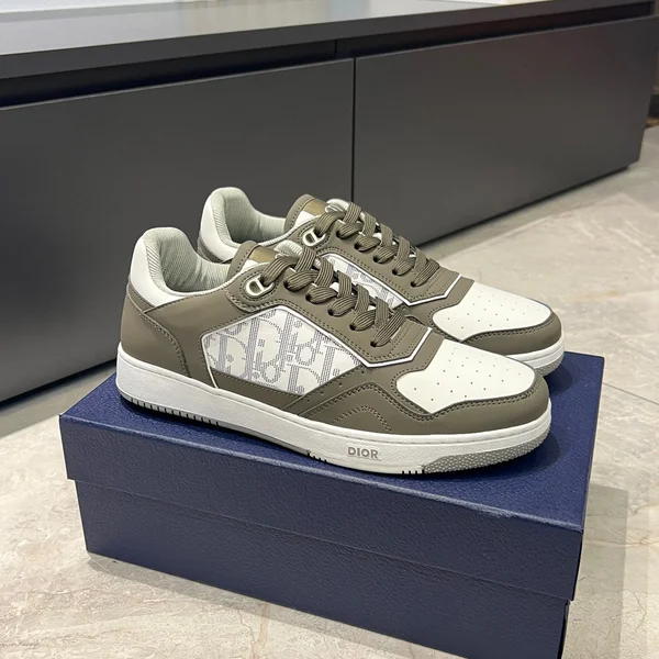 ディオール 靴スーパーコピー dior偽物 シューズ 激安通販