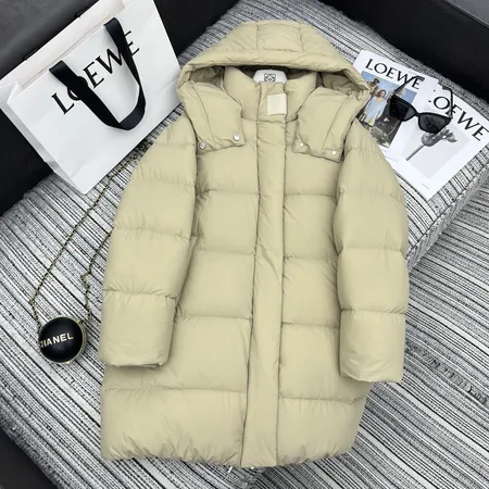 ロエベ LOEWE ダウンジャケット スーパーピーN級品激安