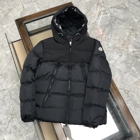モンクレール moncler ダウン ジャケット 偽物N級品激安