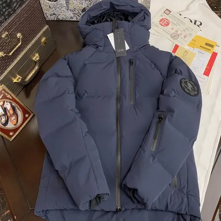 ディオール Dior ダウンジャケット コピー N級品 激安 優良店
