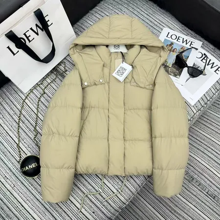 ロエベ LOEWE ダウンジャケット スーパーピーN級品激安