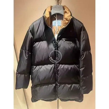 プラダ PRADA ダウンジャケット コピー服 激安通販