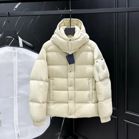 プラダ PRADA ダウン ジャケット コピーN級品 激安優良店