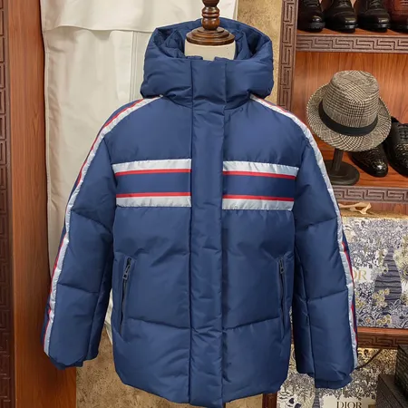 ディオール Dior ダウンジャケット 偽物N級品激安