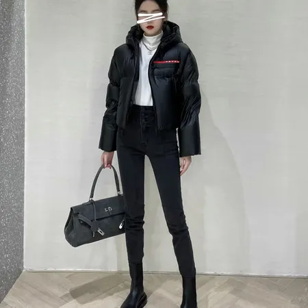 プラダ PRADA ダウンジャケット コピー服 激安通販